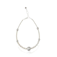 Load image into Gallery viewer, Crescent Necklace