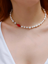Load image into Gallery viewer, Dragon Pearl Single Row Choker
