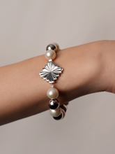 Load image into Gallery viewer, Lustre Bracelet