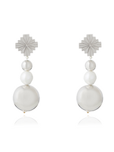 Load image into Gallery viewer, Twilight Earrings