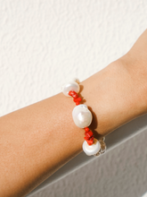 Load image into Gallery viewer, Dragon Pearl Drop Bracelet