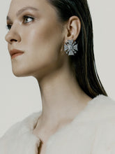 Load image into Gallery viewer, Insignia Lame Earrings