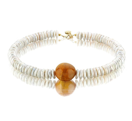 Dignity pearl necklace with amber carnelian natural stone