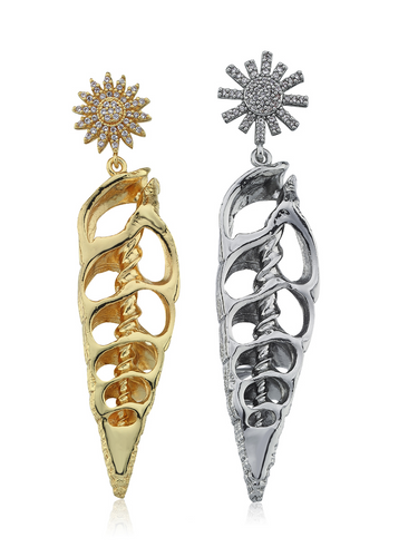 Earrings dore and lame pairs with labrodorite