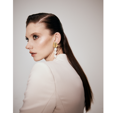 Treasure of Tutankhamun Earring - Pearl Drop